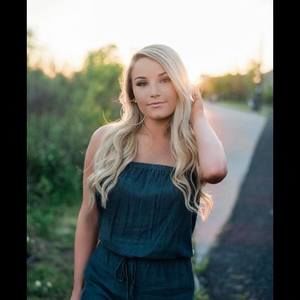 Meet your Posher, Isabelle